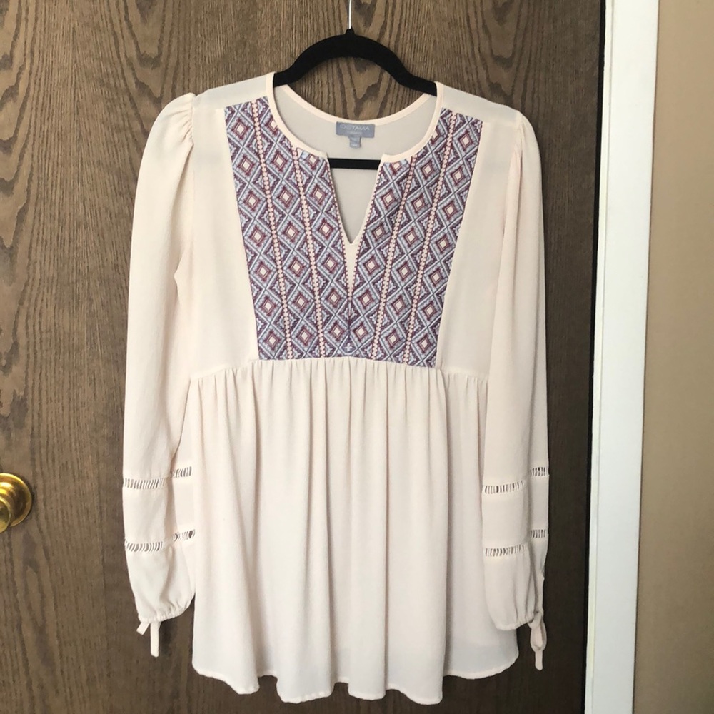 Octavia Maternity Embroidered Top NWOT